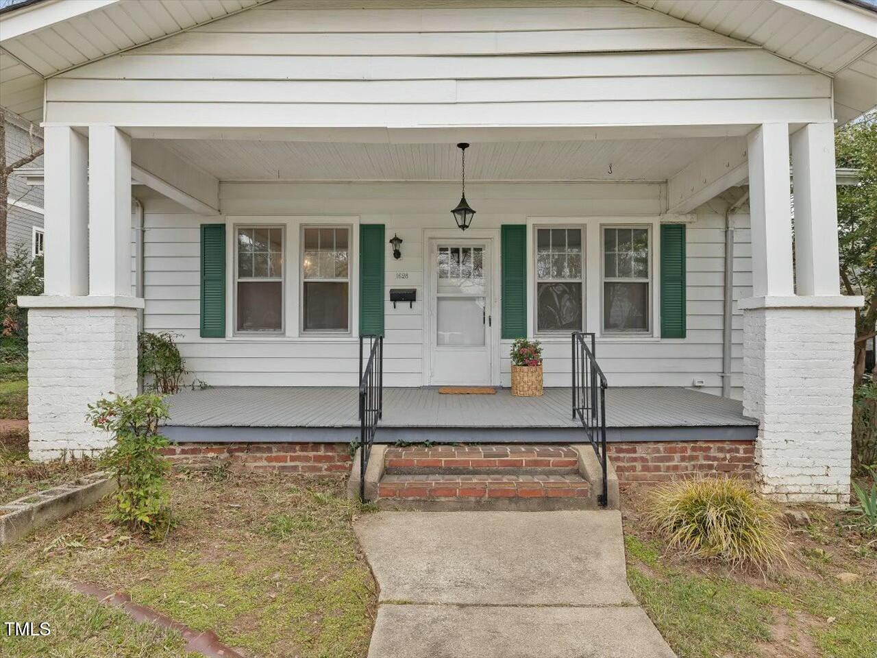 1628 Park Drive
