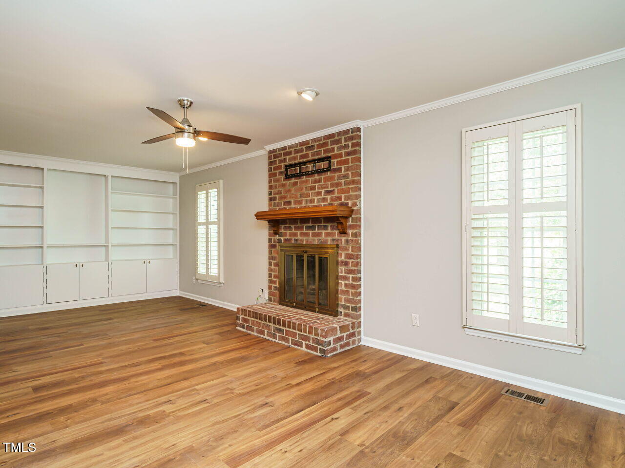 505 Commander Drive