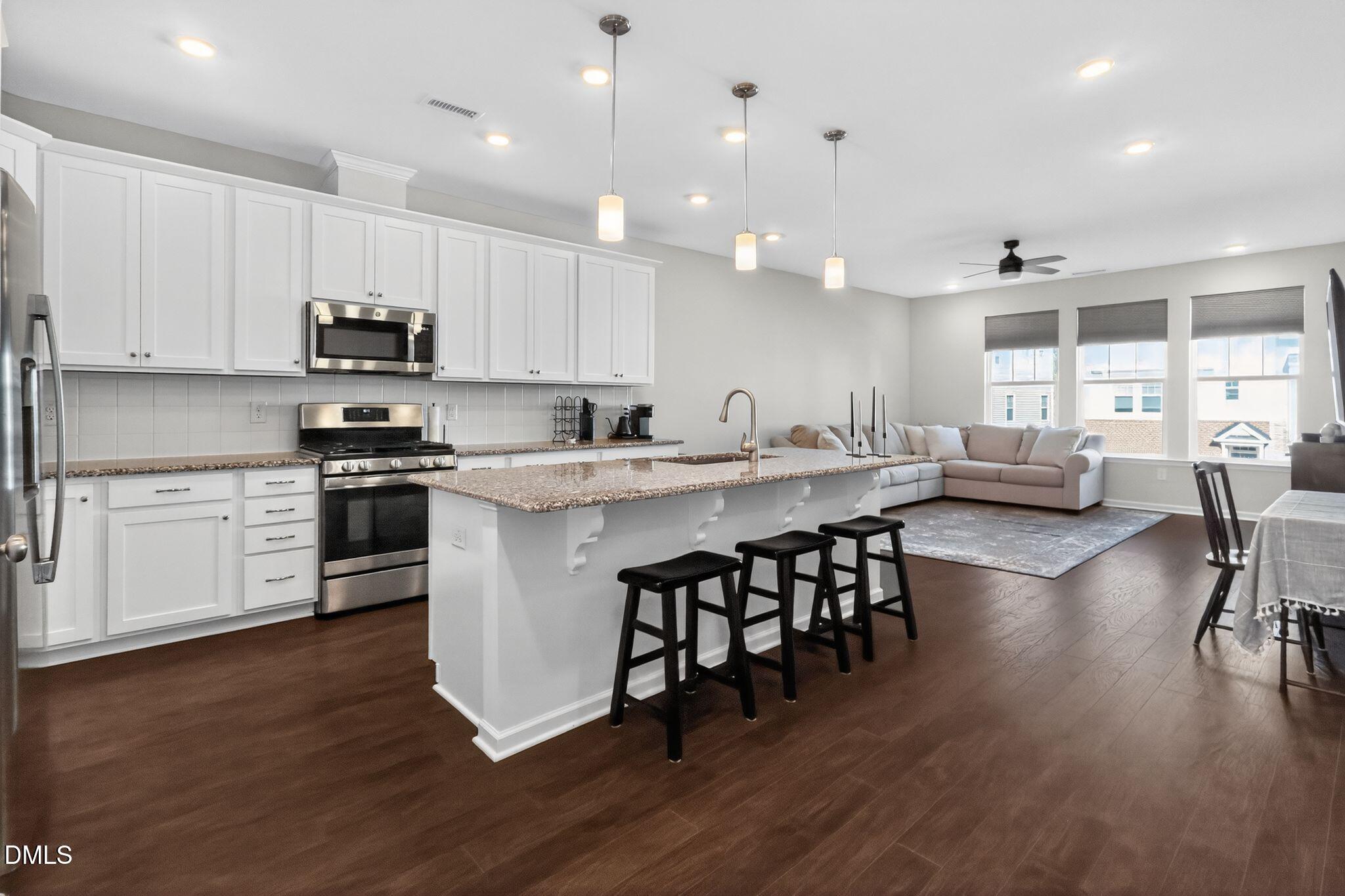 1118 Commack Drive