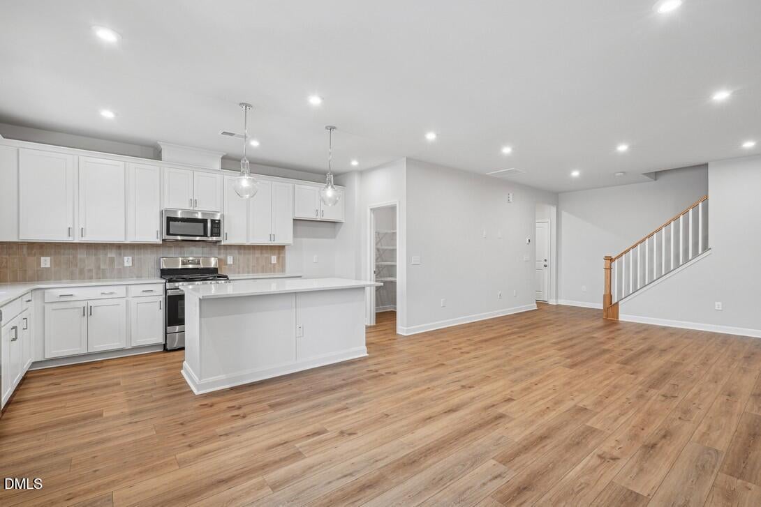 207 Solaire Alley