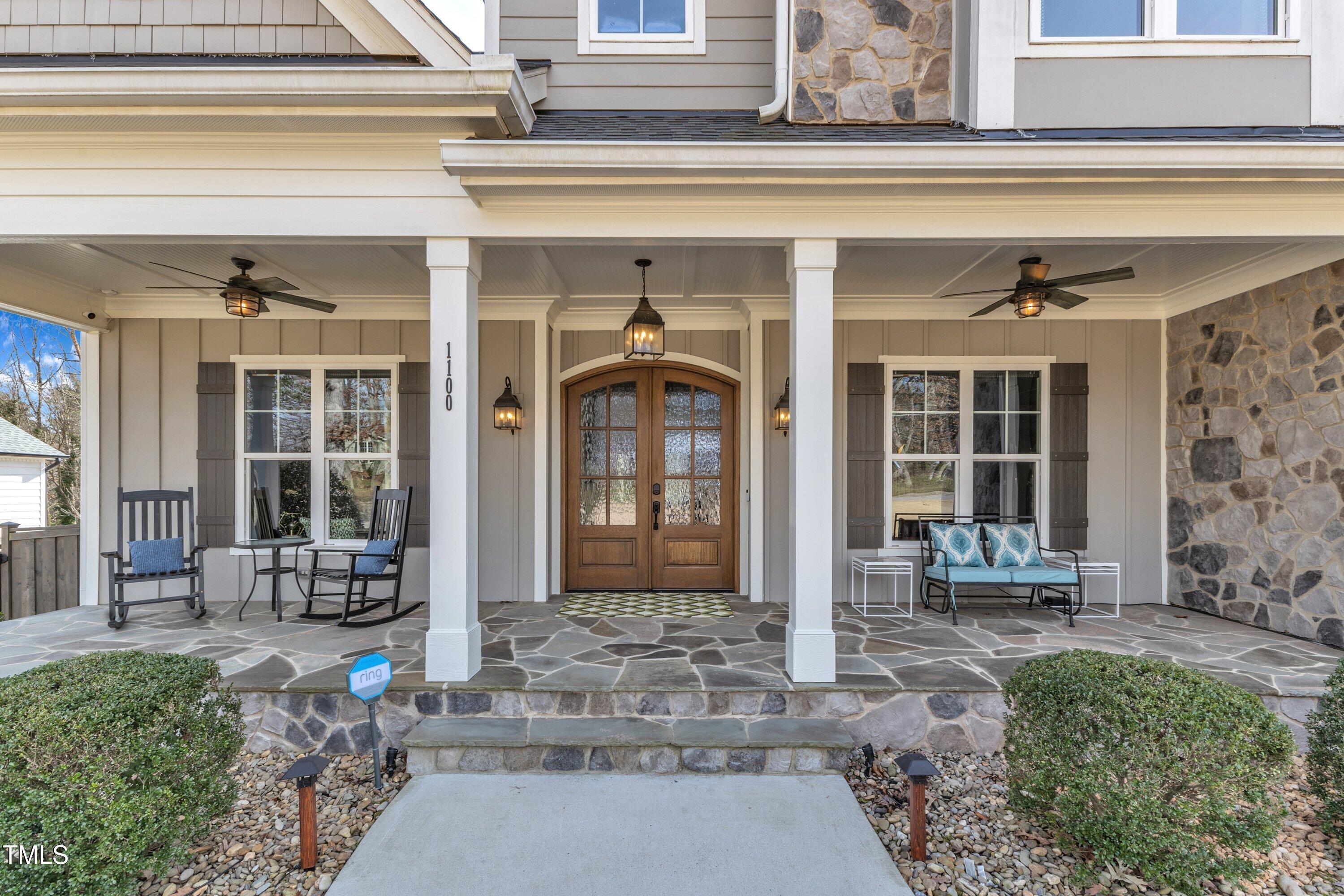 1100 Kingwood Drive