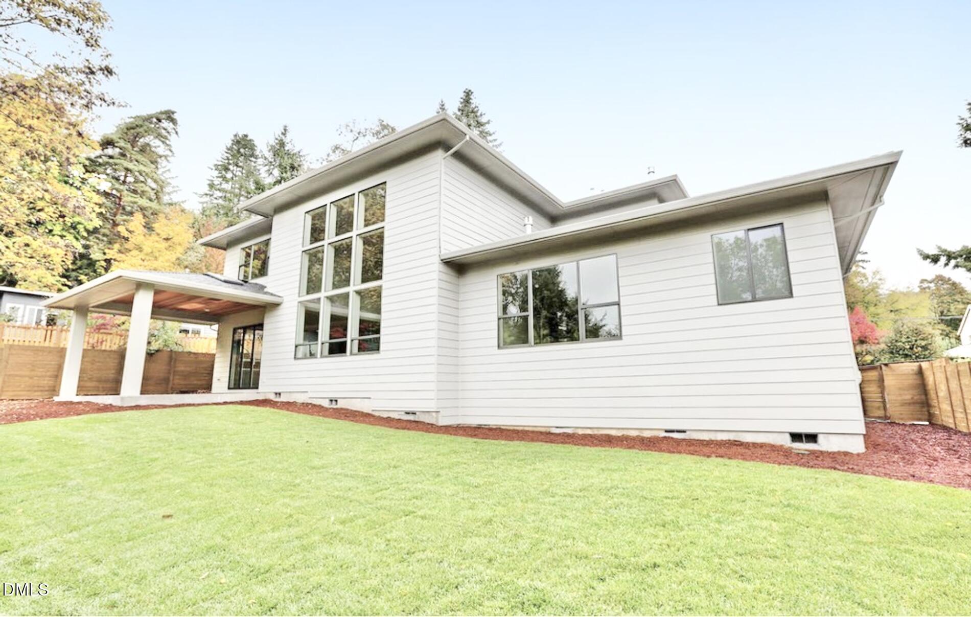 111 Forest Green Drive 1a