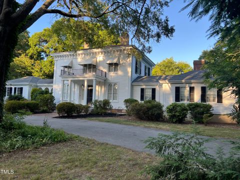 A home in Warrenton