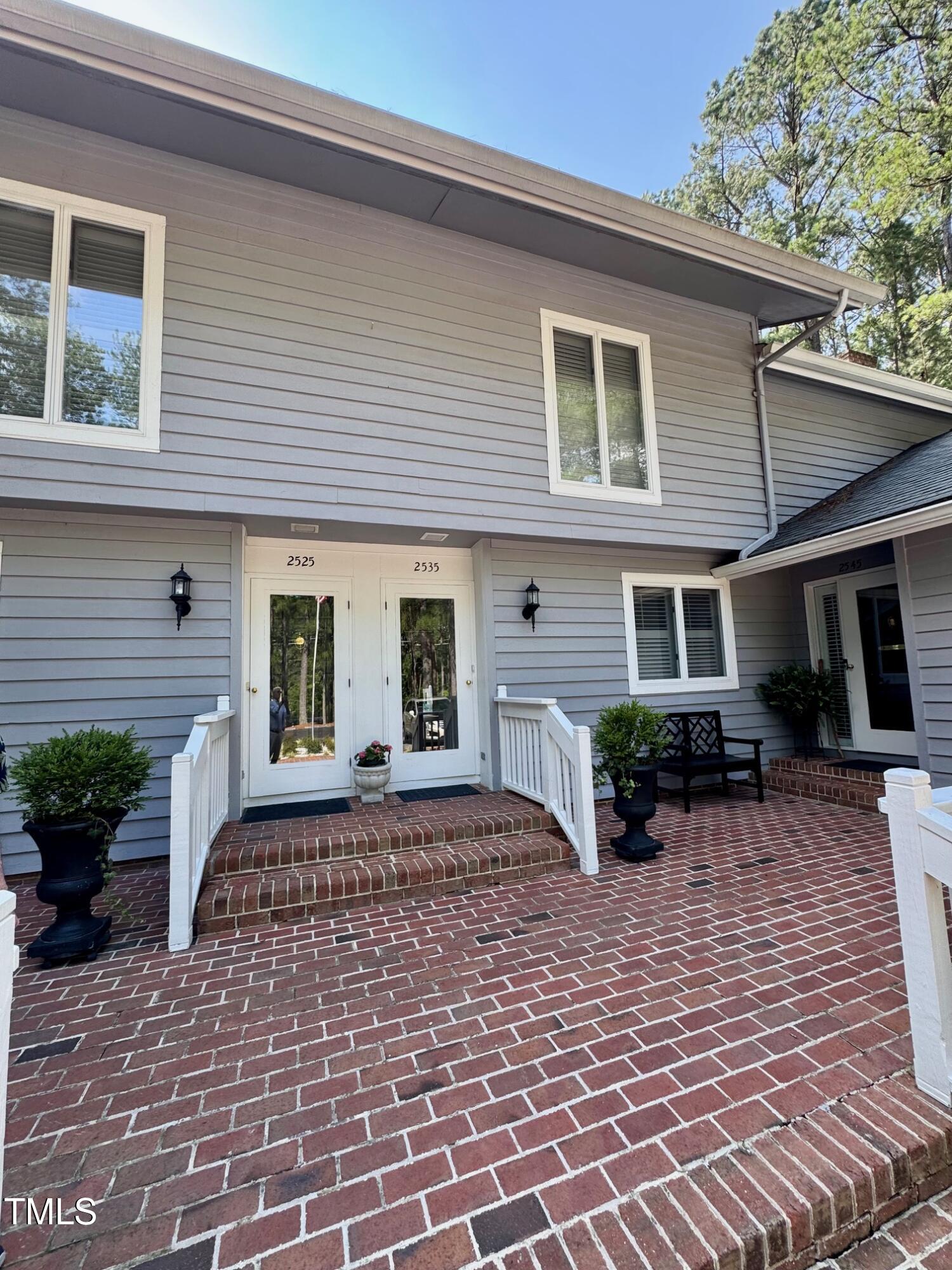 2535 Fairway Drive