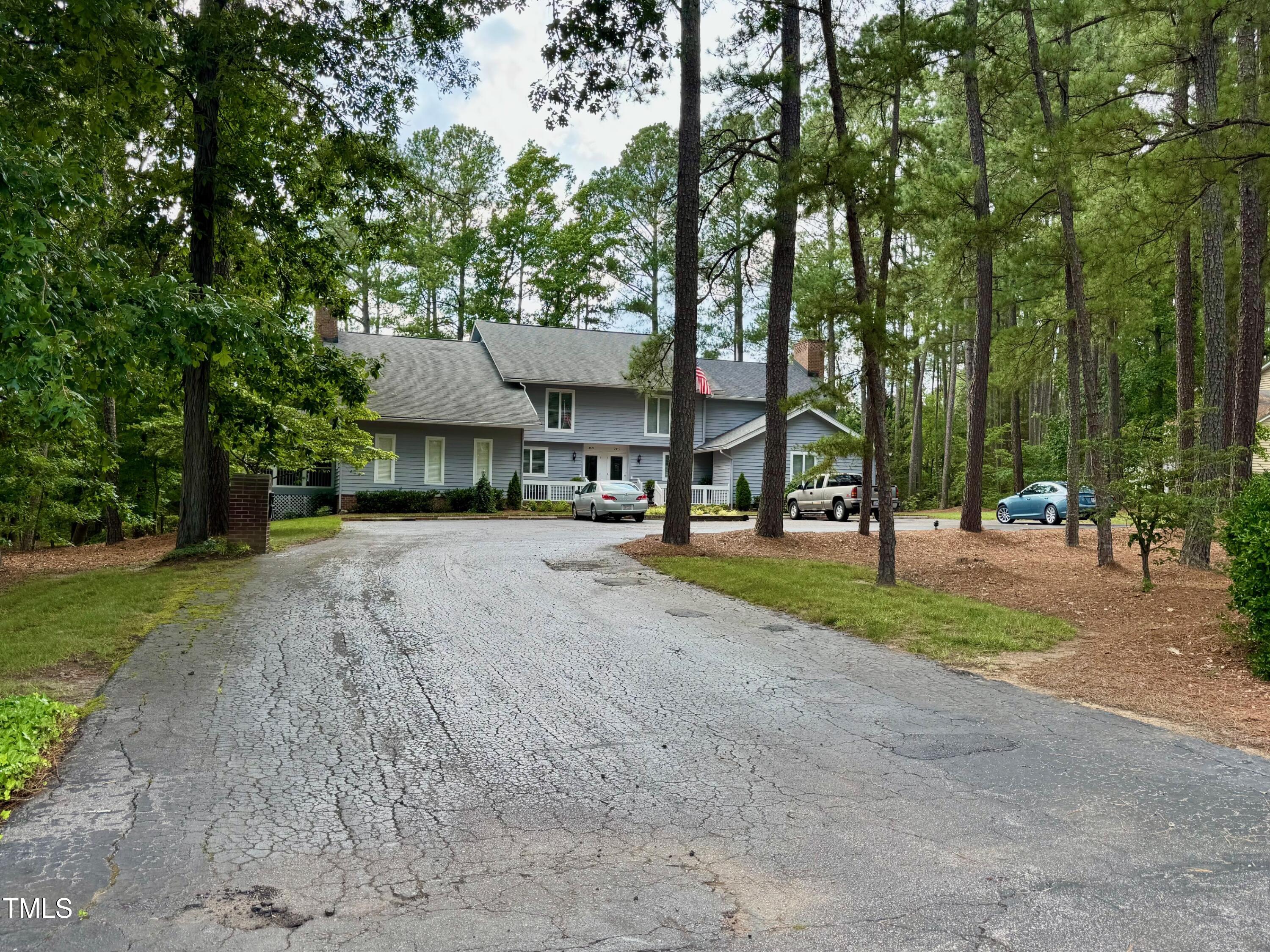 2535 Fairway Drive