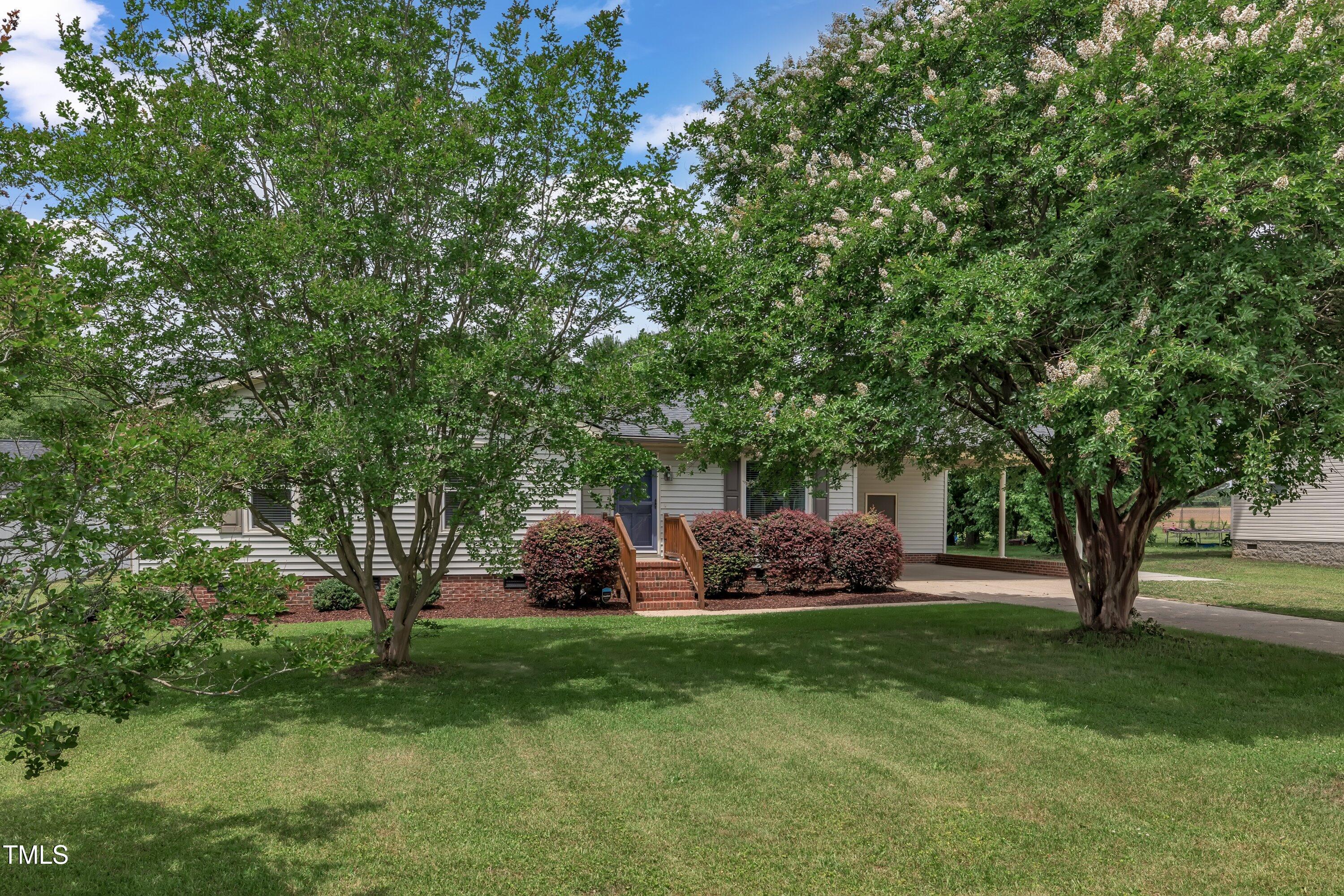 105 Poplar Dr. Drive