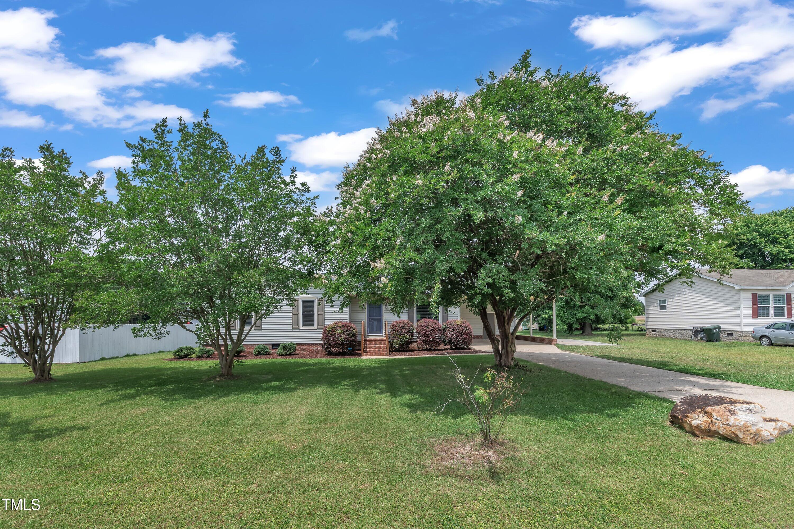 105 Poplar Dr. Drive