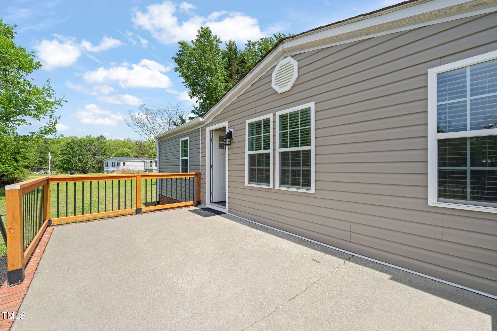 65 Gunston Lane