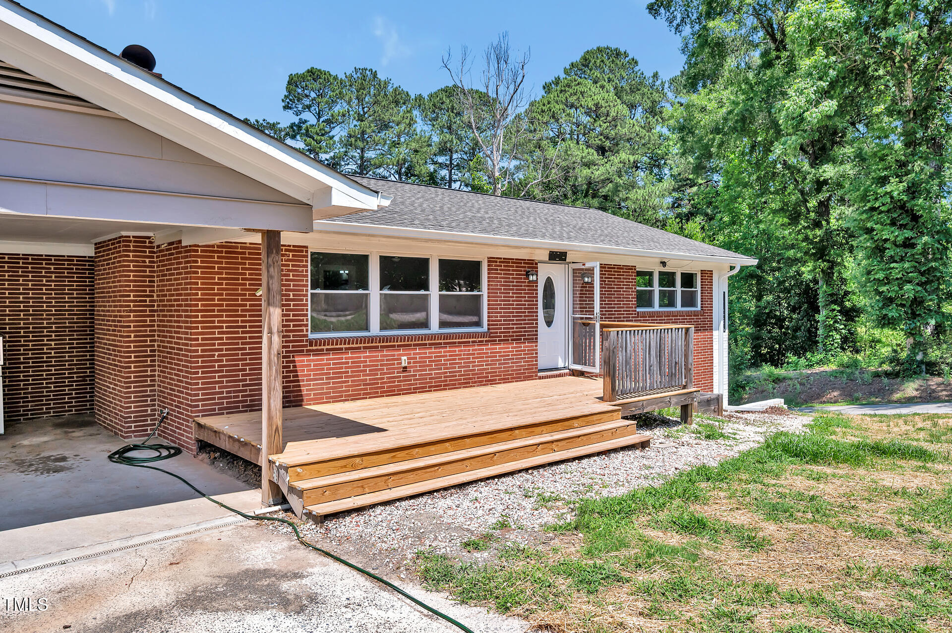 112 S Joyland Street