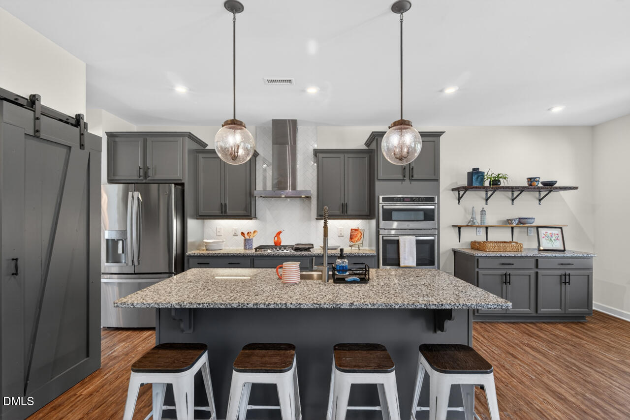 21 E Odell Lane