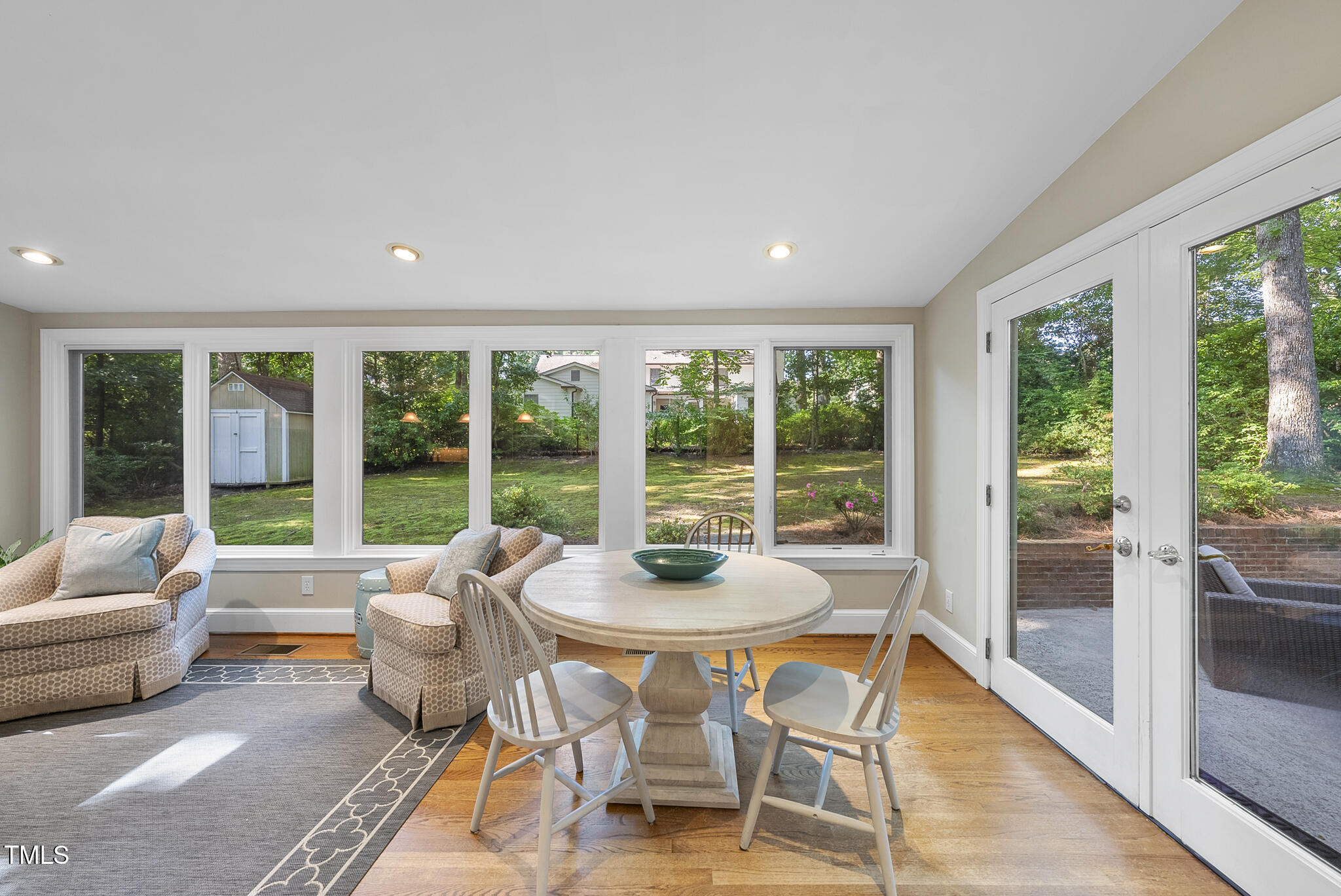 Raleigh, North Carolina 27612, United States, 4 Bedrooms Bedrooms, ,3 BathroomsBathrooms,Residential,Pending,102447