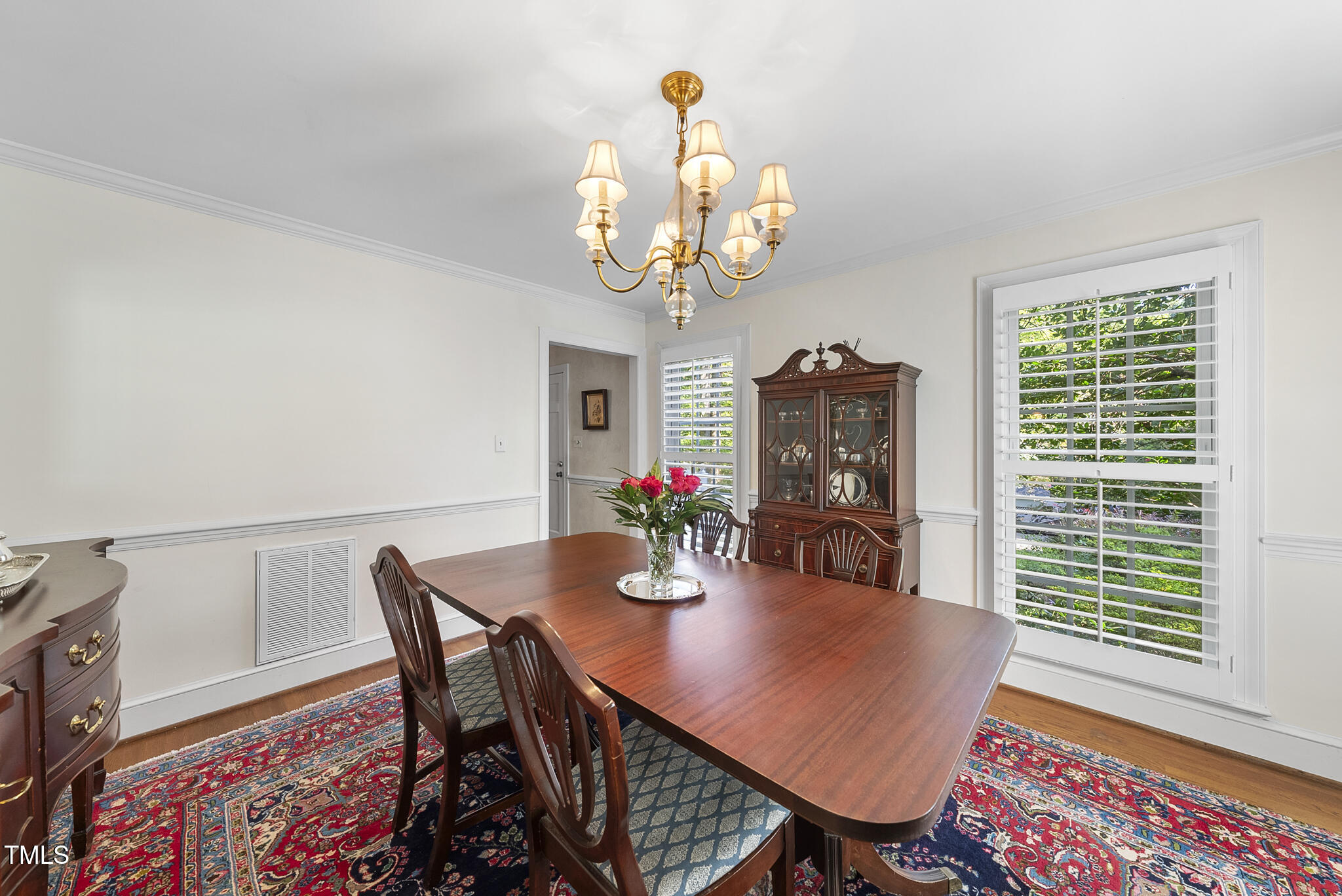 Raleigh, North Carolina 27612, United States, 4 Bedrooms Bedrooms, ,3 BathroomsBathrooms,Residential,Pending,102447