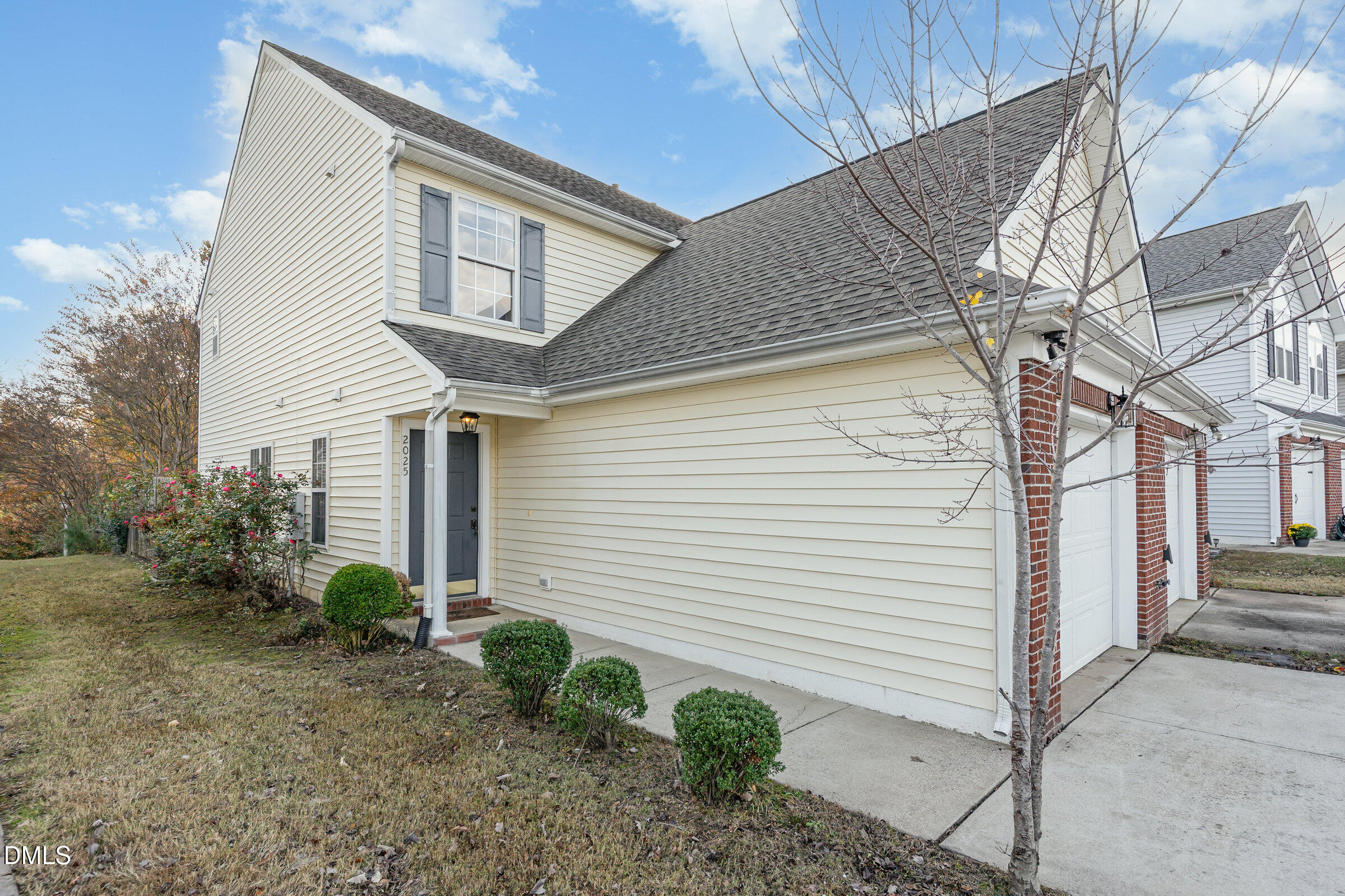 2025 Thornblade Drive