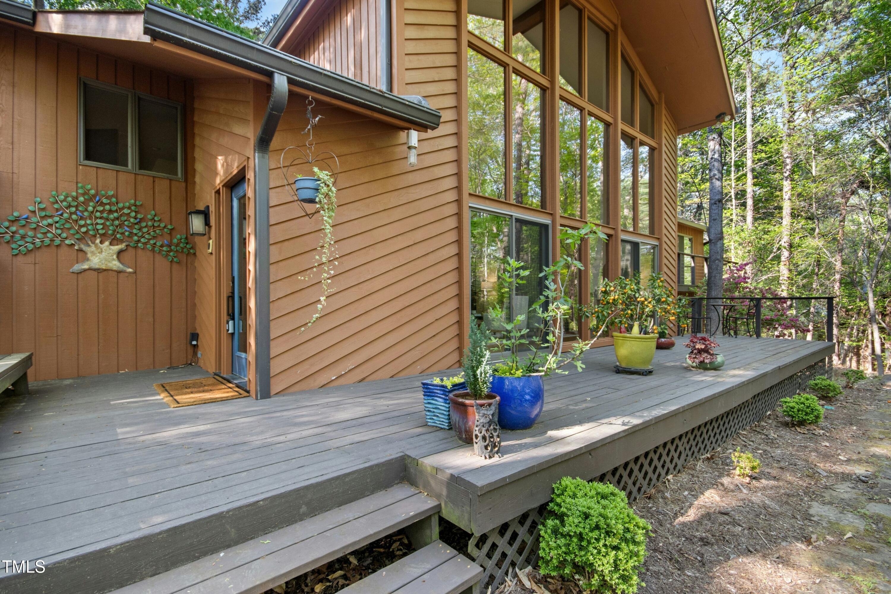 673 Brookview Drive