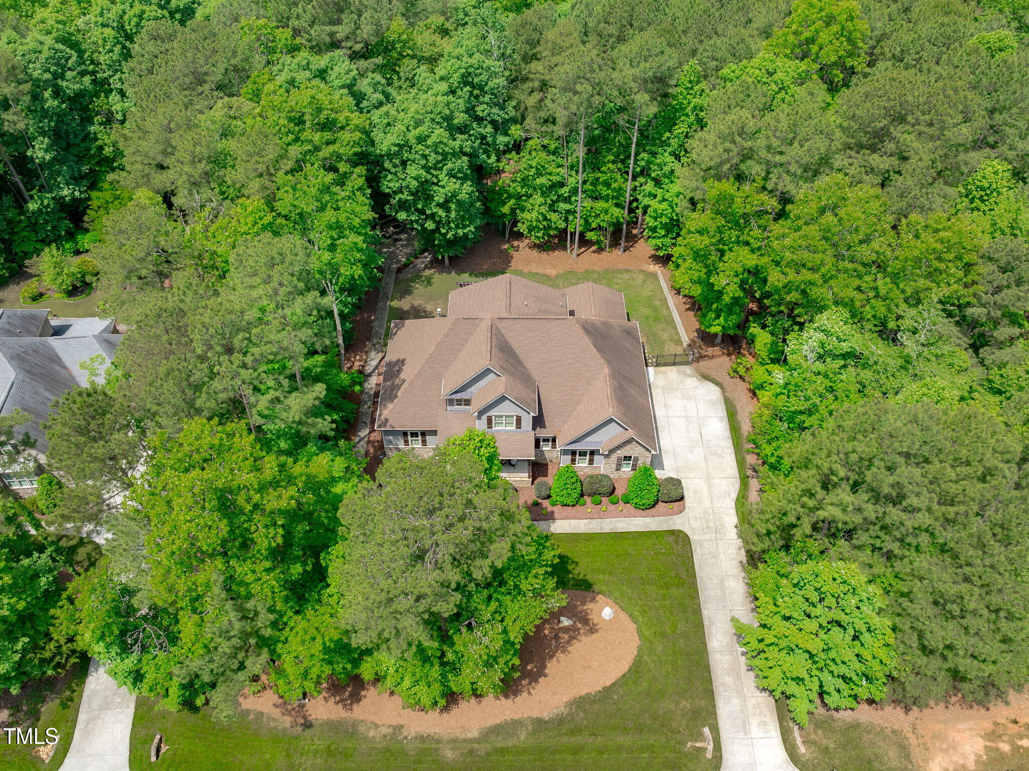 677 Juliette Court