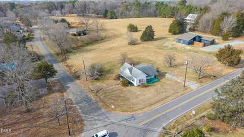 1004 W King Street Hillsborough NC 27278