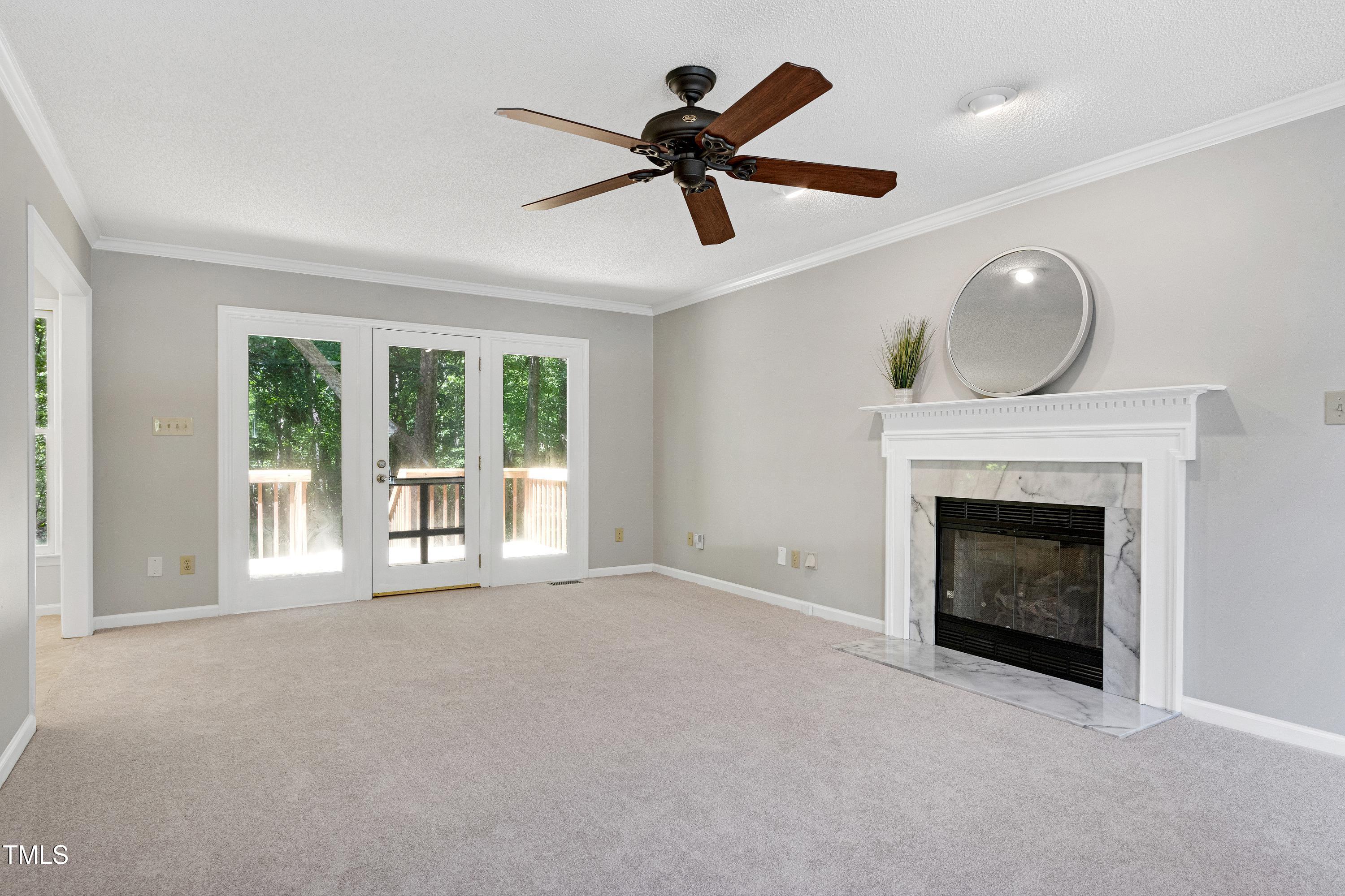 300 Silvercliff Trail