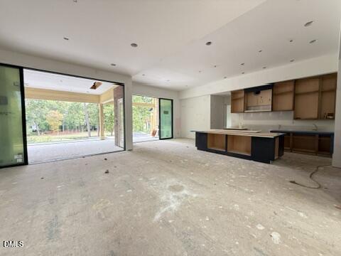 1925 Hunting Ridge Road