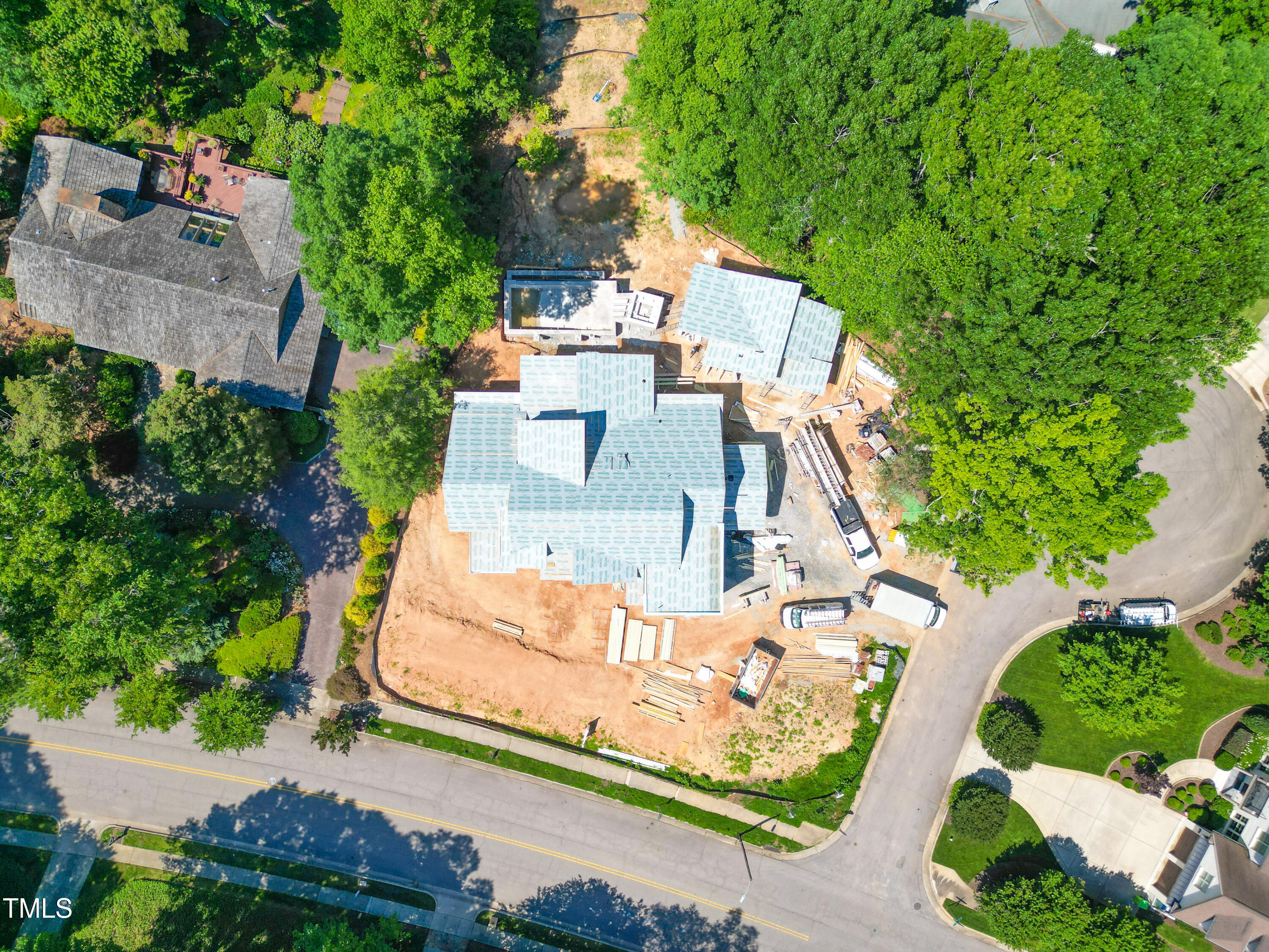 1925 Hunting Ridge Road