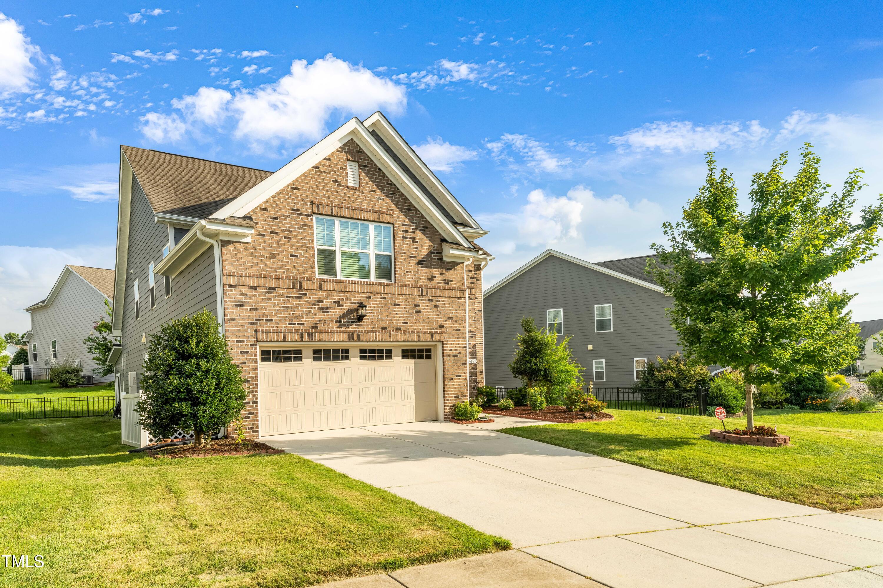 2949 Historic Circle