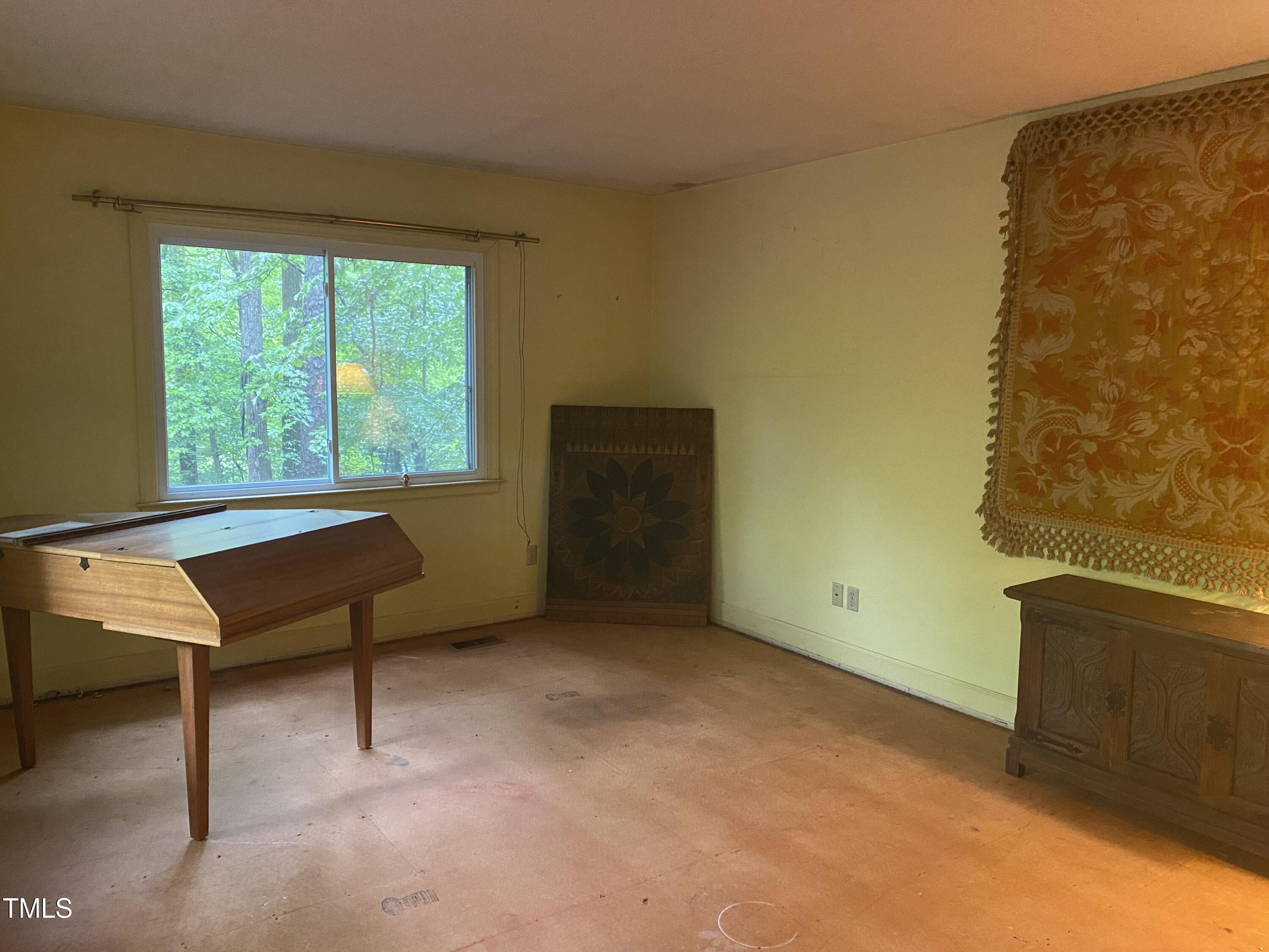 412 N Elliott Road