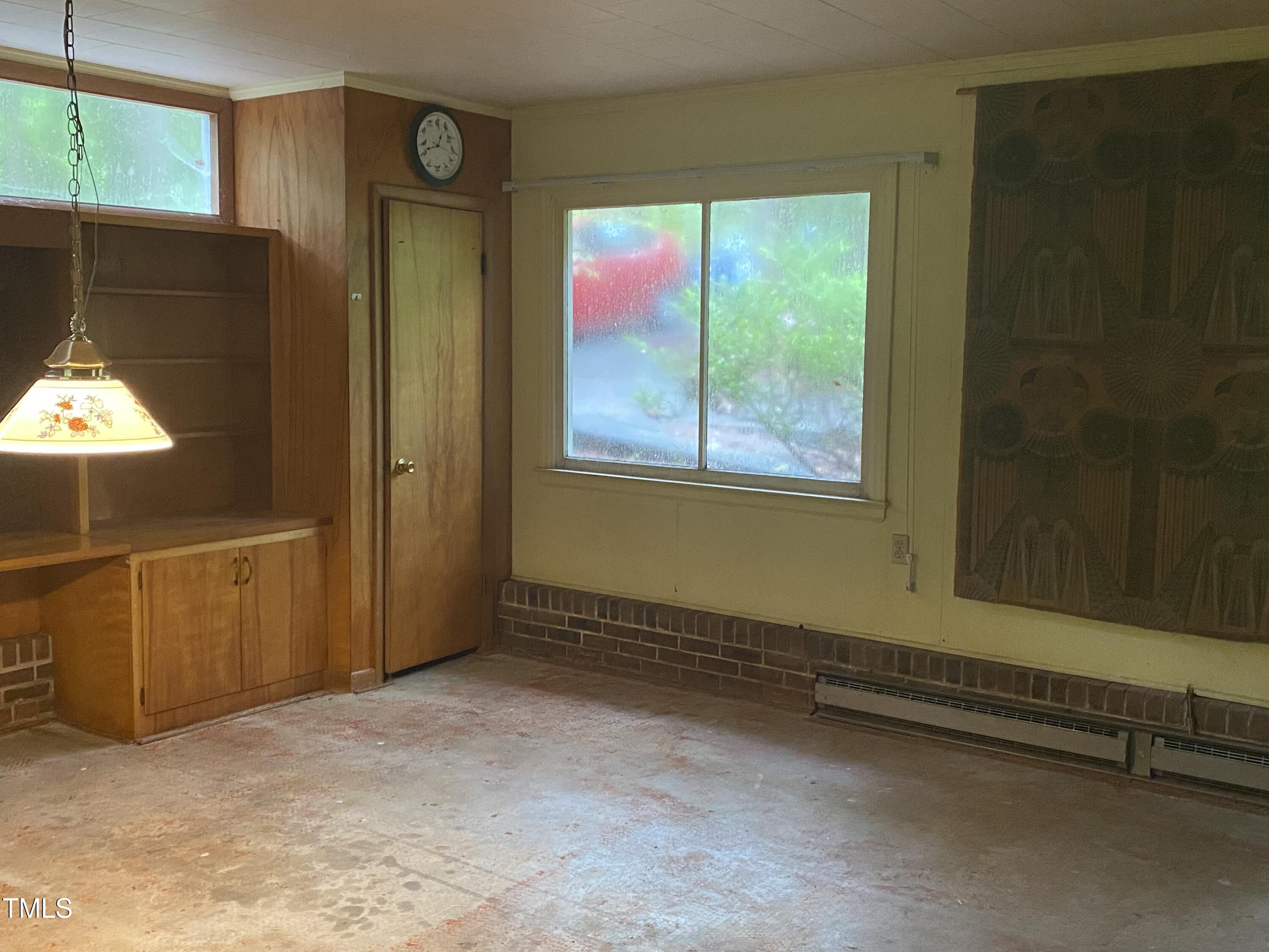 412 N Elliott Road
