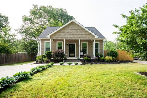 303 Tanglewood Drive Louisburg NC 27549