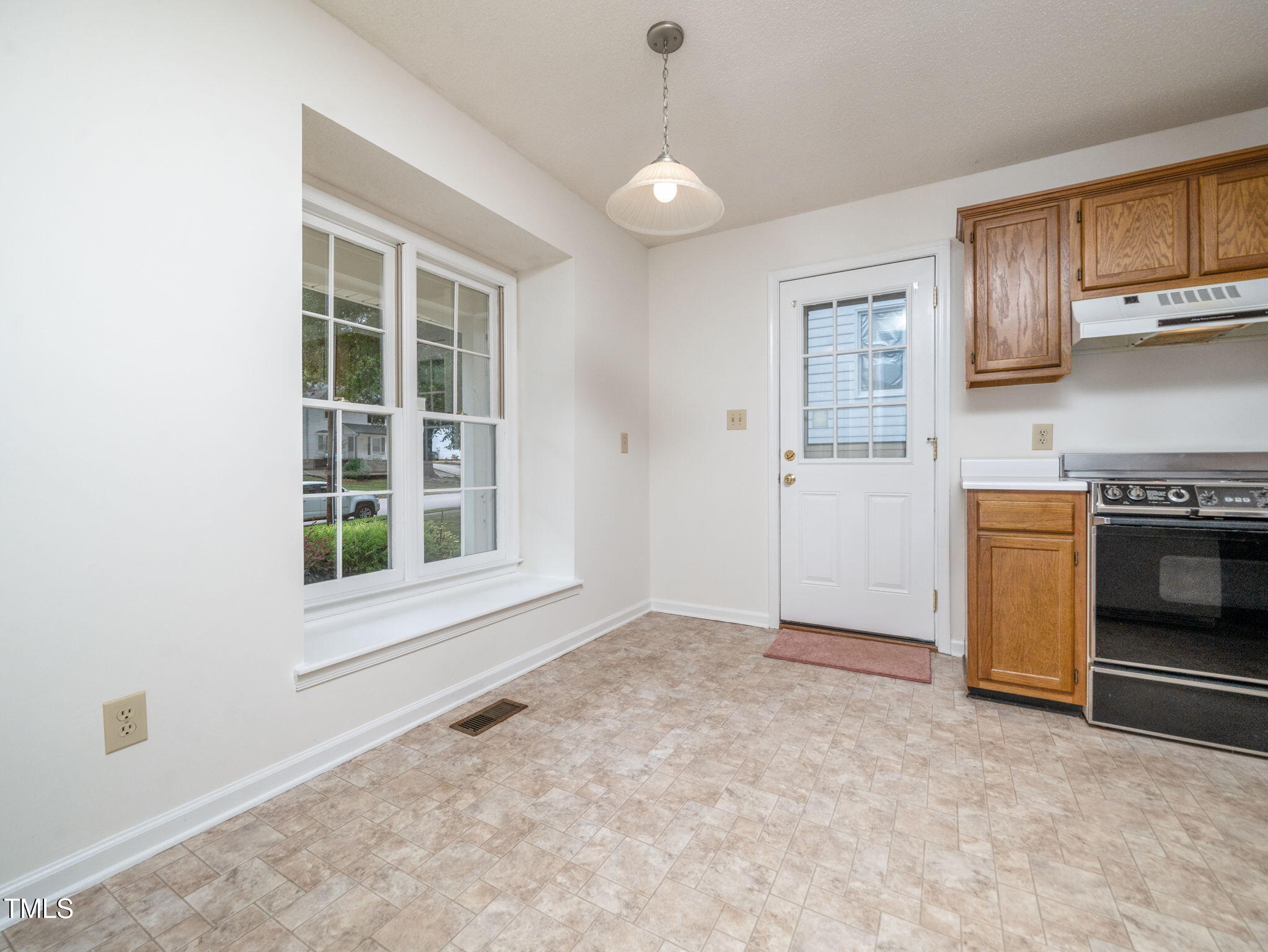 Raleigh, North Carolina 27616, United States, 3 Bedrooms Bedrooms, ,2 BathroomsBathrooms,Residential,Active,167098