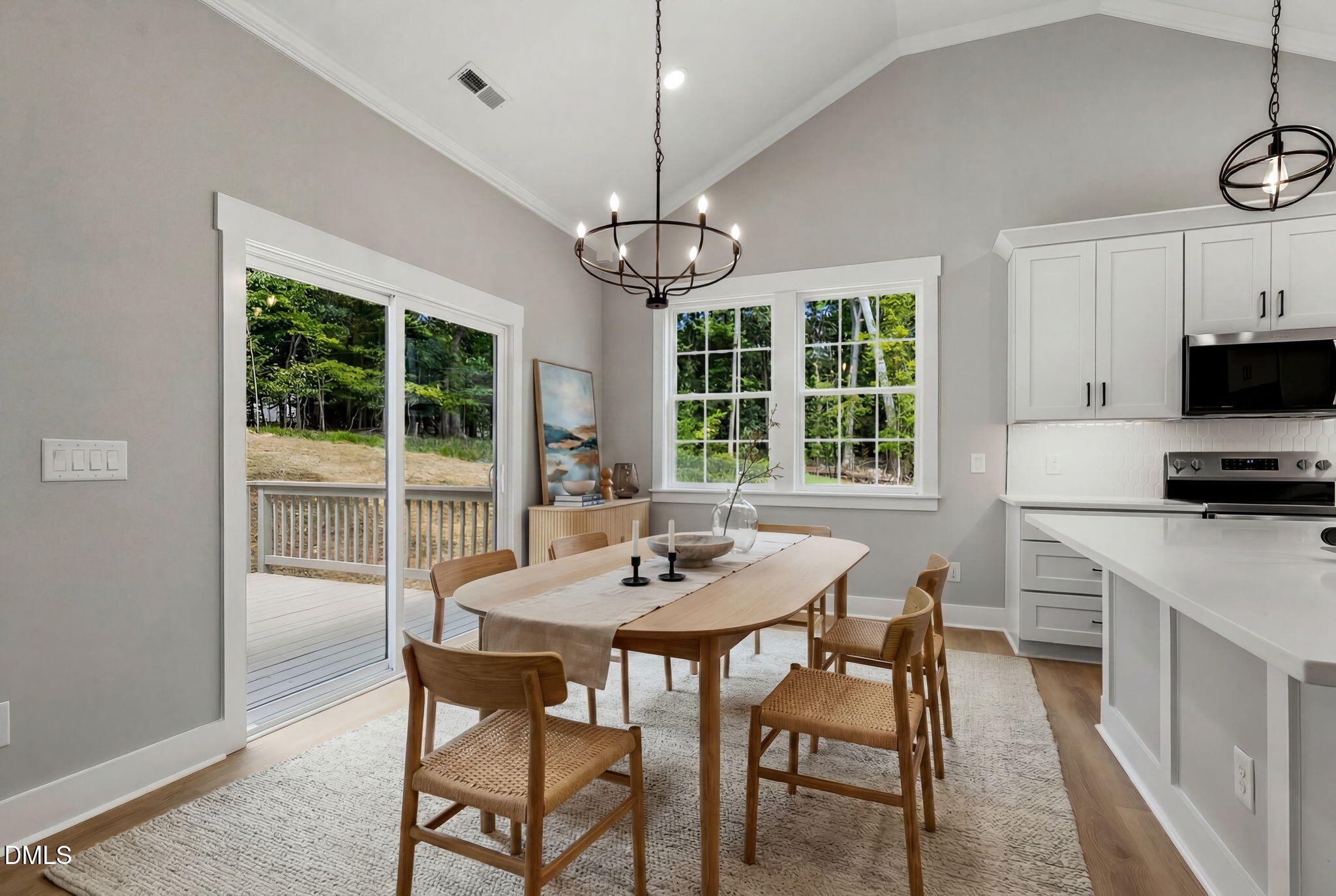 114 Comanche Drive