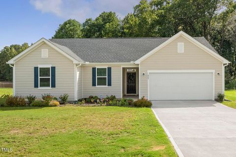 403 Saint Clair Drive Fuquay Varina NC 27526