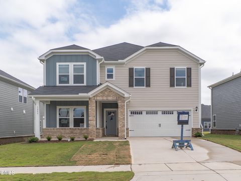 1209 Whitespire Way Zebulon NC 27597