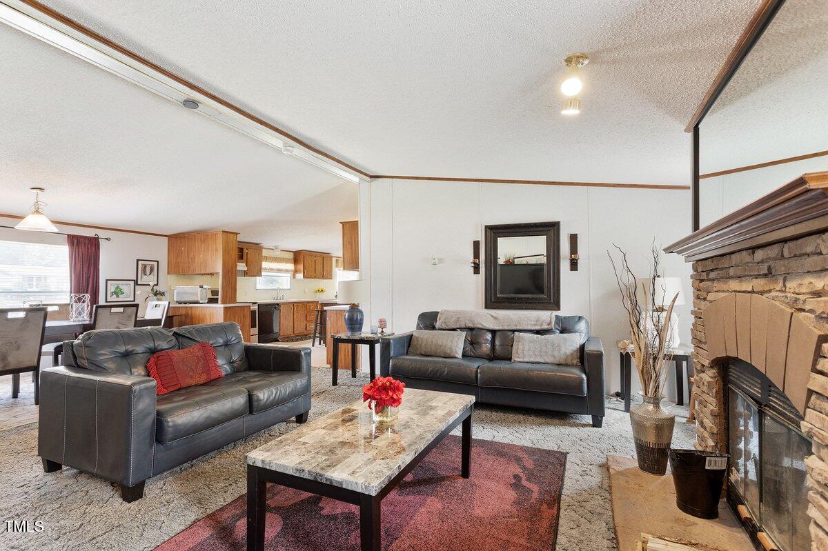 6908 Agea Lane