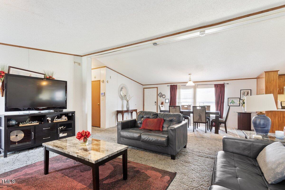 6908 Agea Lane