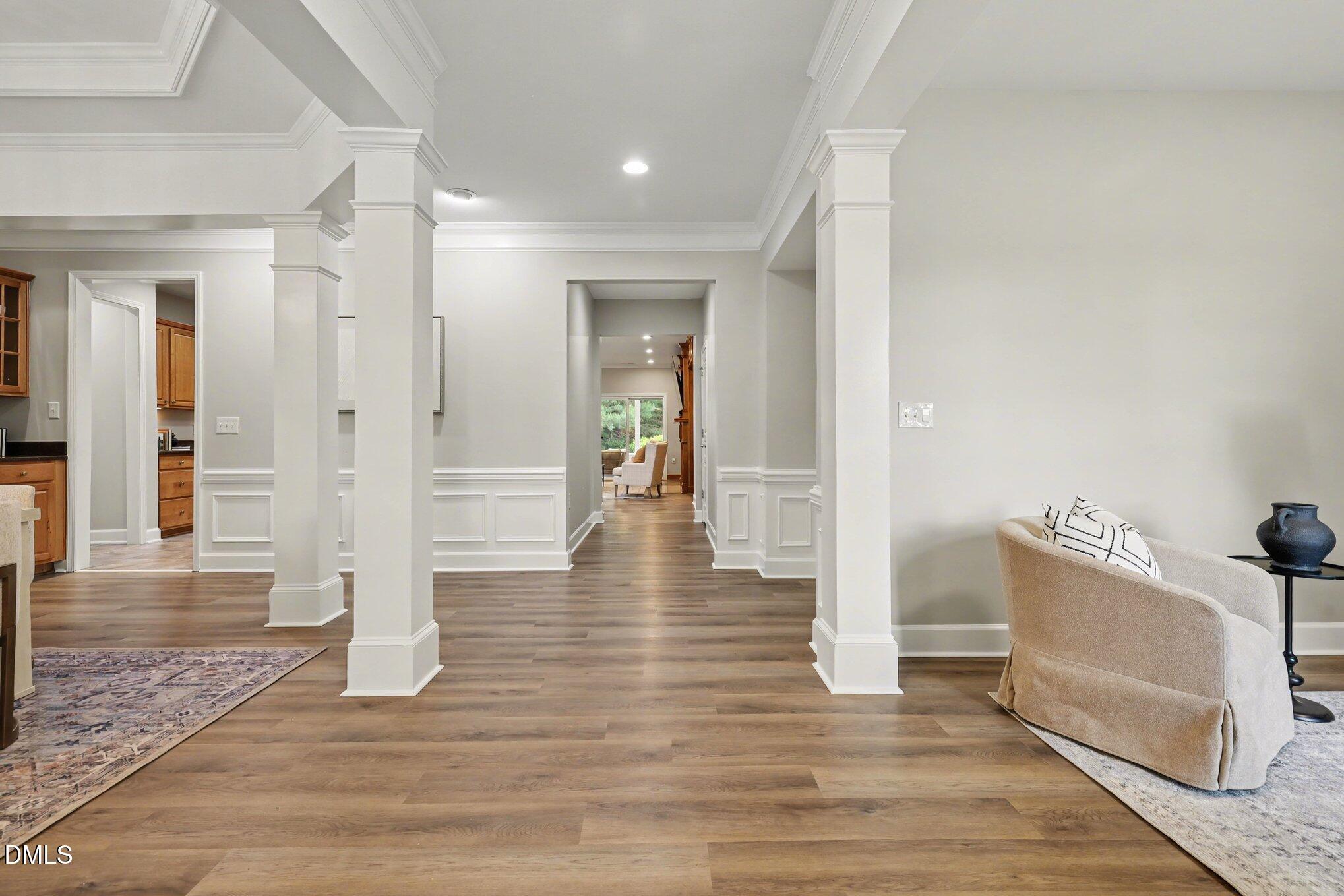 605 Allforth Place
