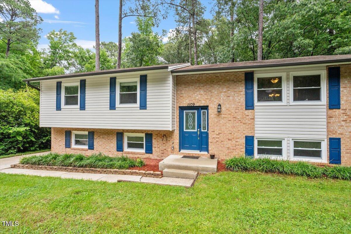 1109 Buckingham Road