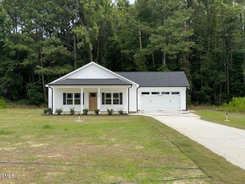 107 Lynn Lane Selma NC 27576