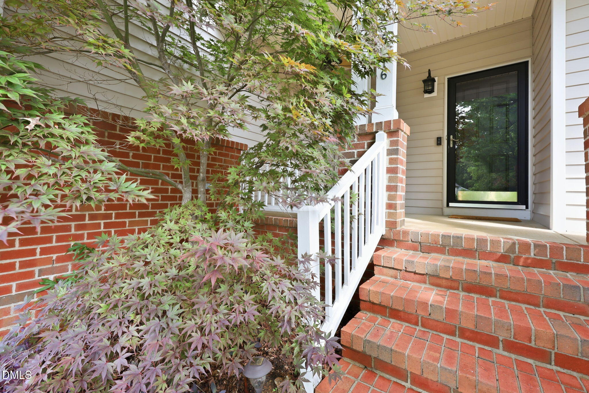 5616 Yates Garden Lane