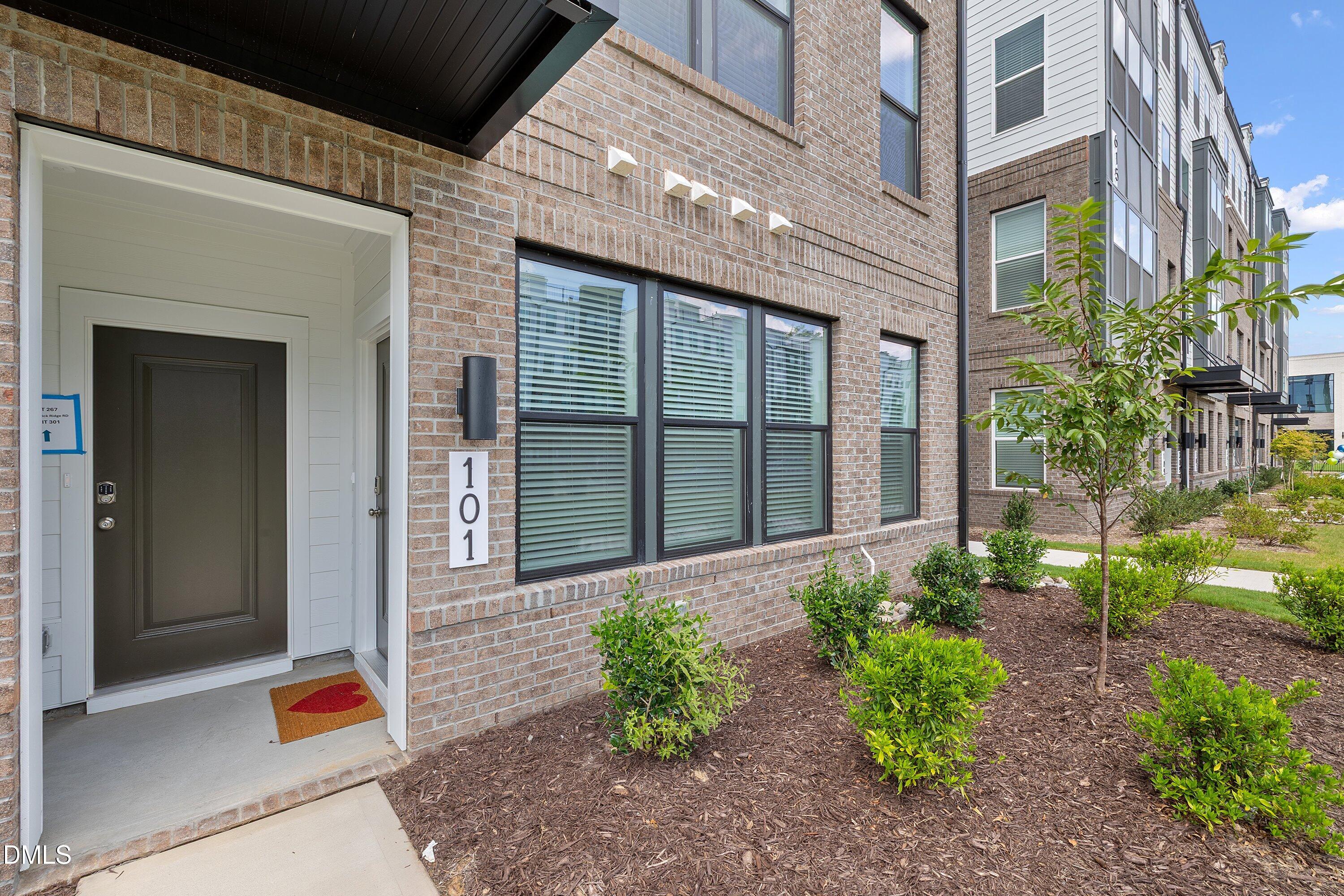 605 Hedrick Rdg Road