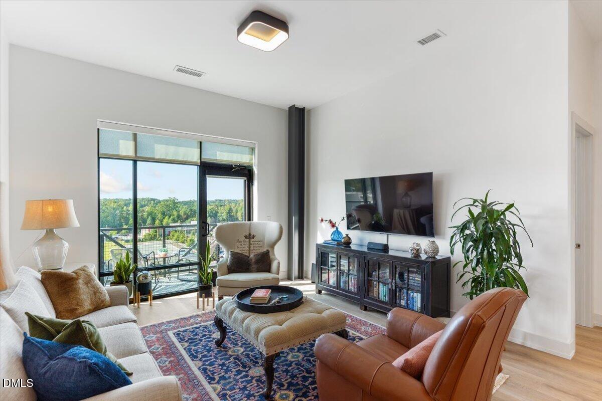 120 Mosaic Boulevard 306