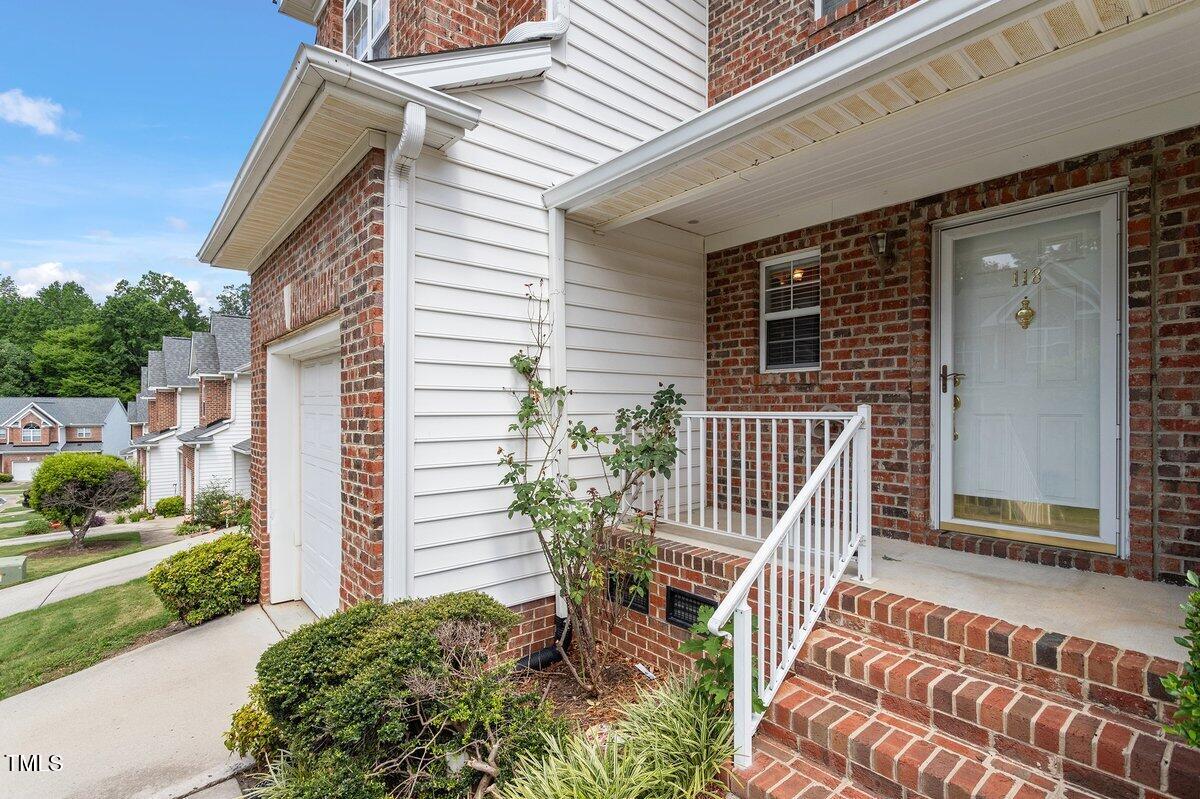 118 Grande Meadow Way