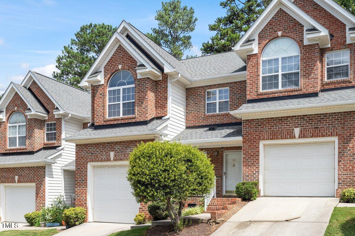 118 Grande Meadow Way