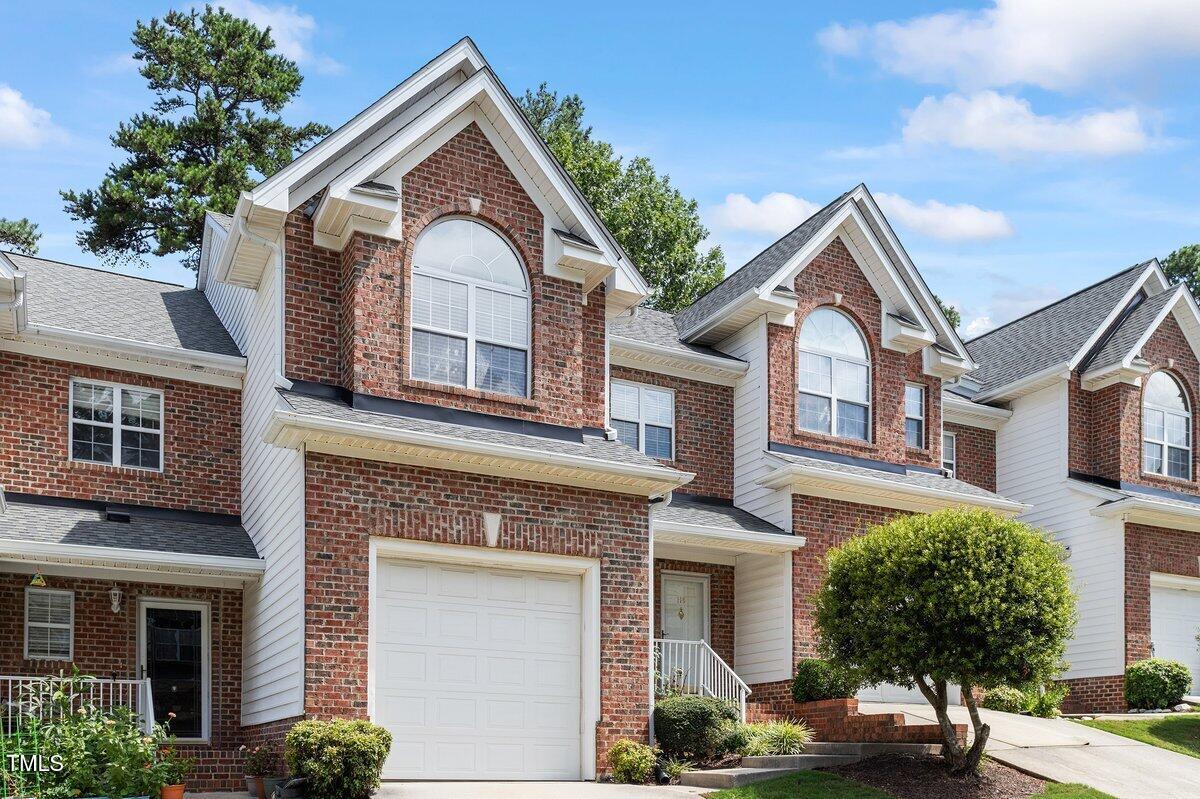 118 Grande Meadow Way
