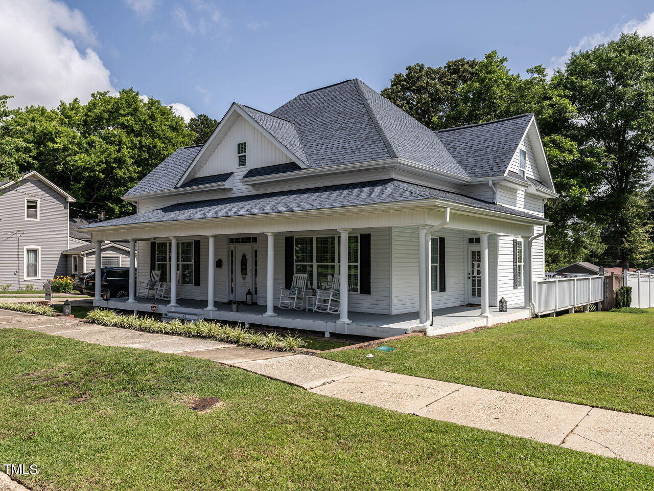 212 W Church Street