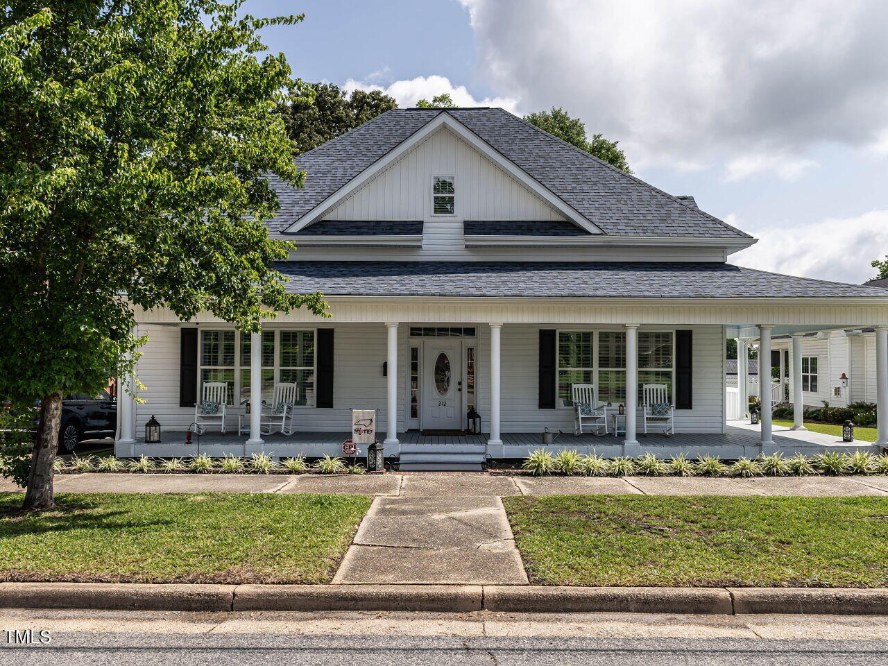 212 W Church Street