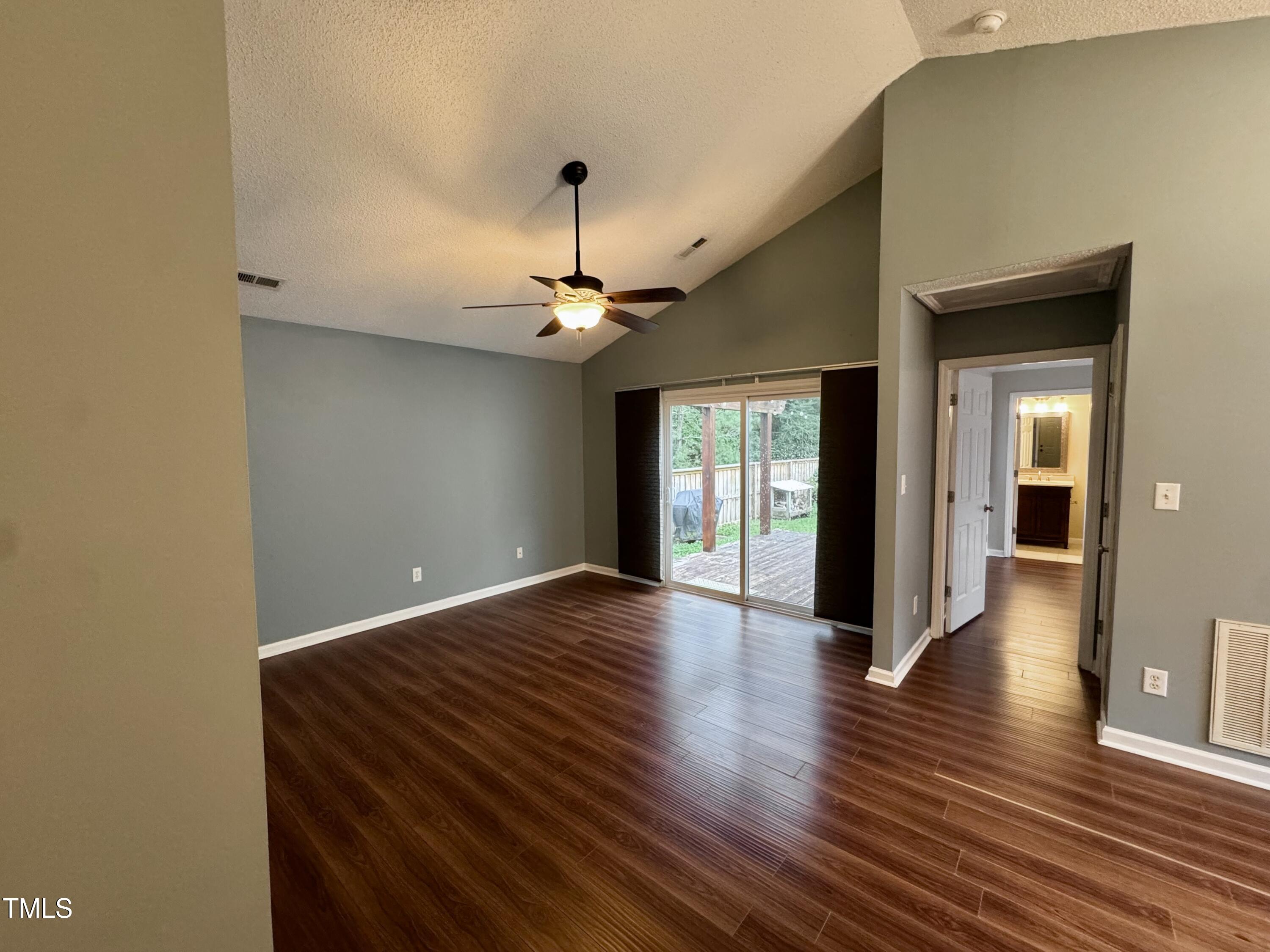 6304 Forest Ridge Drive