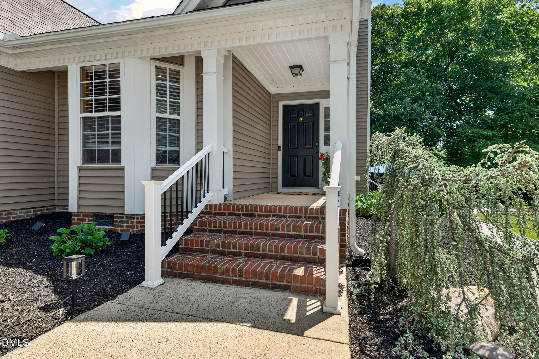 337 Stone Hedge Court