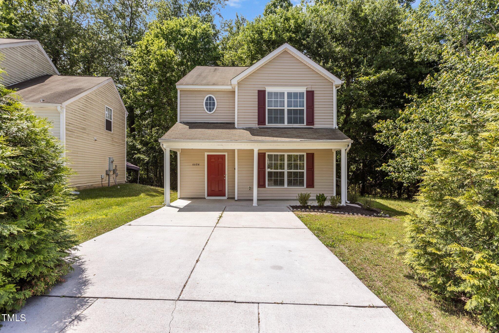 6604 Frogstool Lane