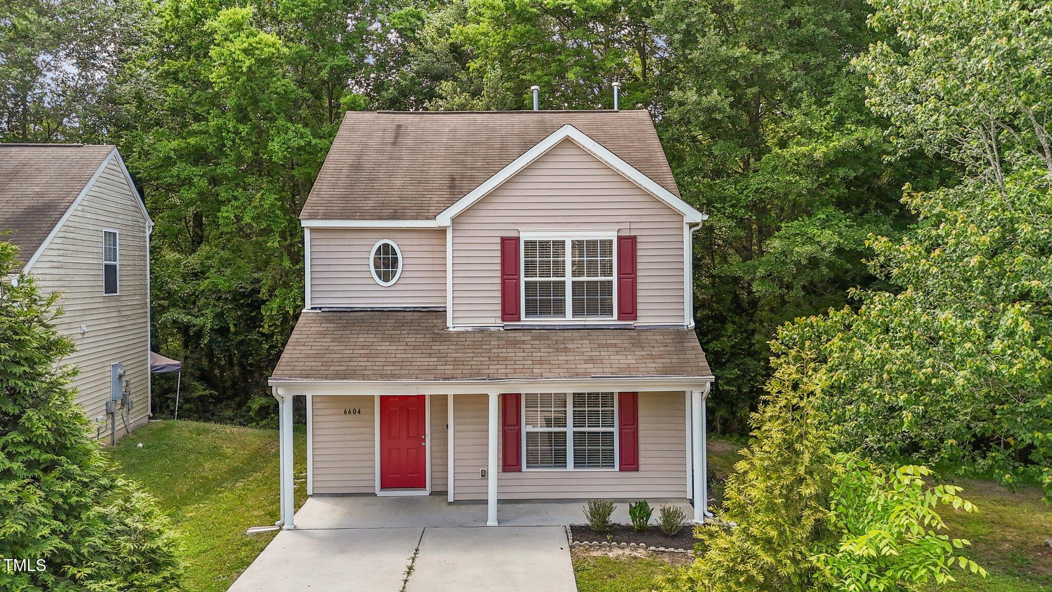 6604 Frogstool Lane