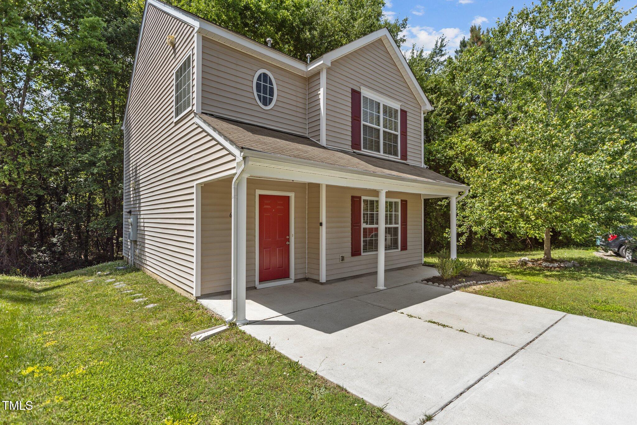 6604 Frogstool Lane