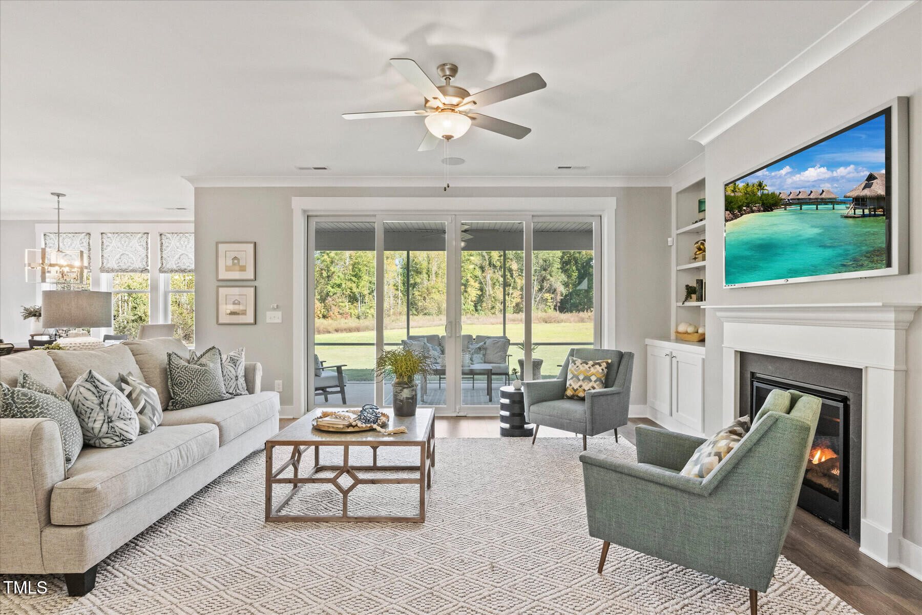 23 W Victoria Ridge Drive 33